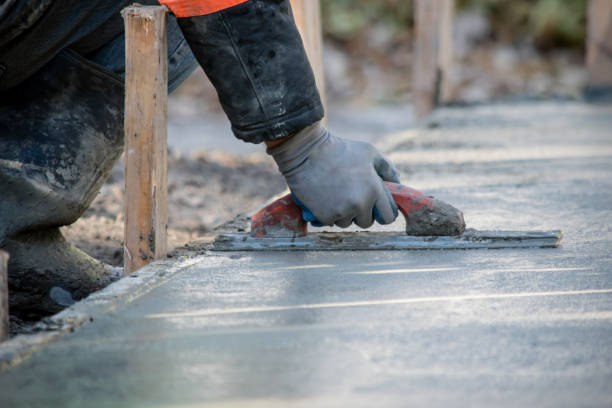 Best Concrete Sidewalk Installation  in Cedar Hill, MO